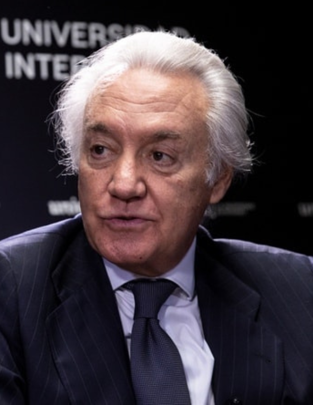 César Albiñana